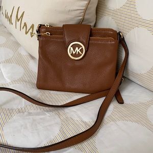Crossbody bag